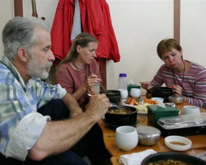 Traditioneel Koreaans eten, met lever en pens