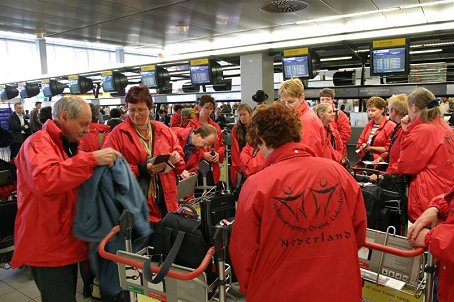 Groep op schiphol